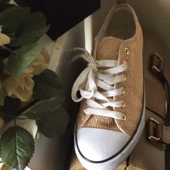 Shoes - Picture 3 of 3